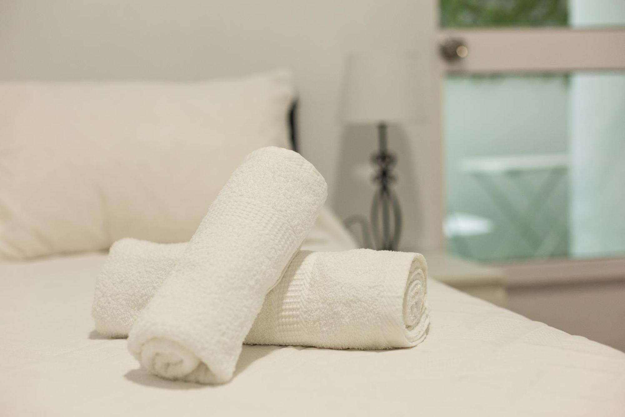 Wish Suite Amparo De Sevilla ภายนอก รูปภาพ