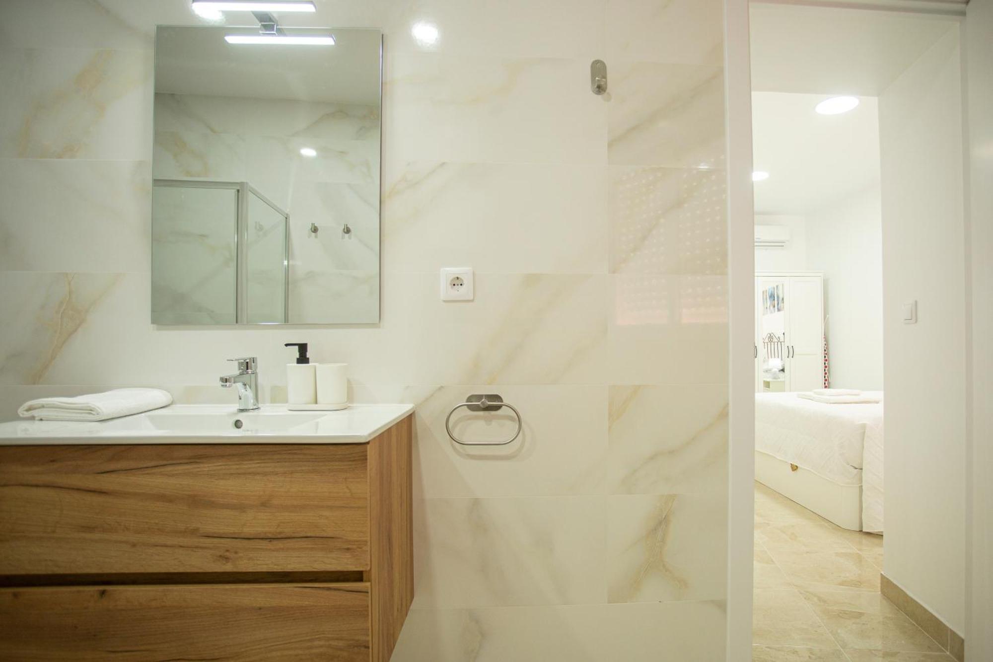 Wish Suite Amparo De Sevilla ภายนอก รูปภาพ